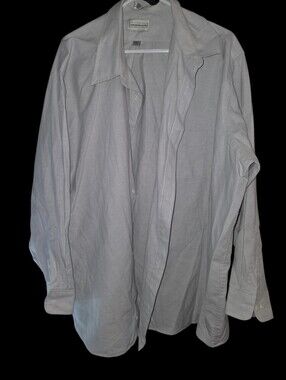 6/11/91. Men's Alexander Lloyd Casual Button-Down Shirt - Light Blue